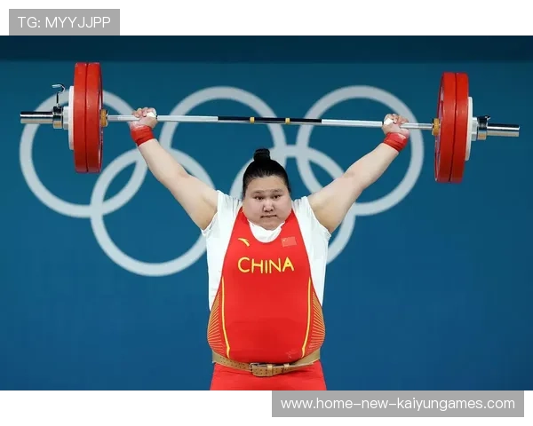 举重冠军李雯雯再夺金牌，刷新世界纪录，举重李雯雯最好成绩